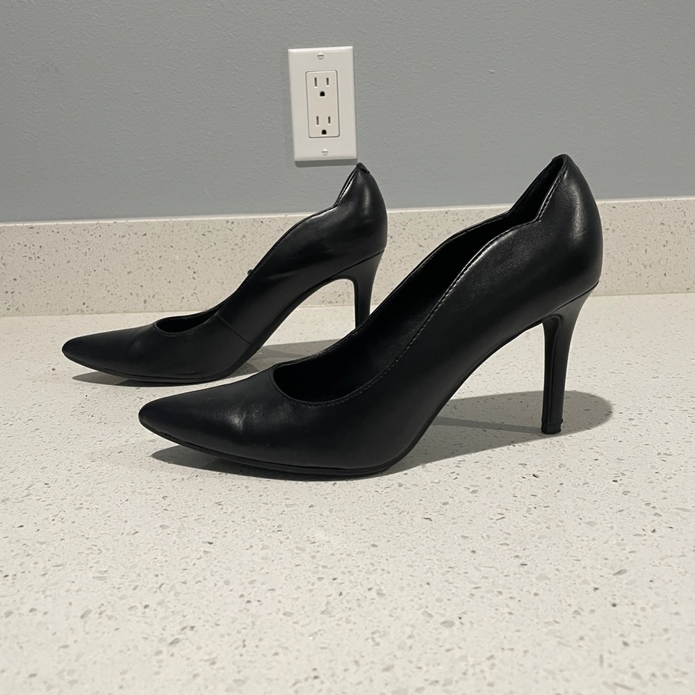 Marc Fisher pumps